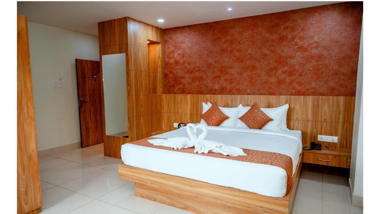 Hotel Dc Star Tarapith Esterno foto