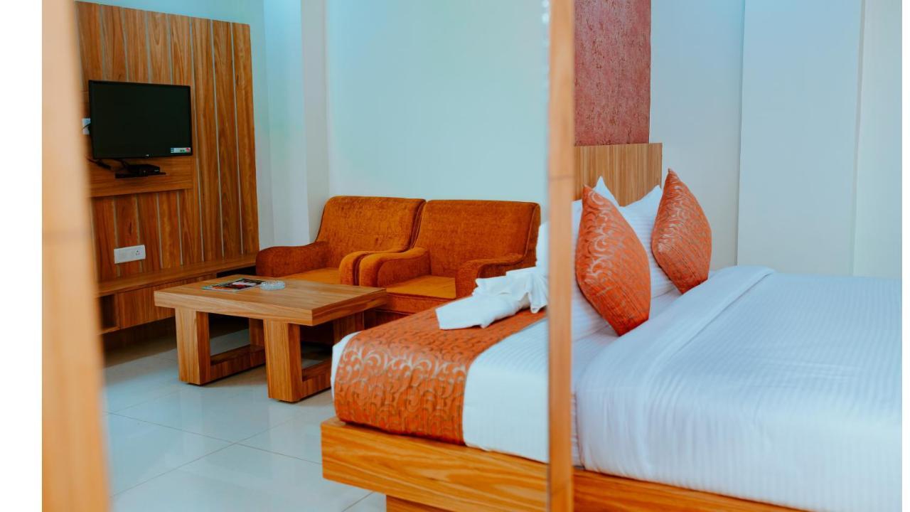 Hotel Dc Star Tarapith Esterno foto