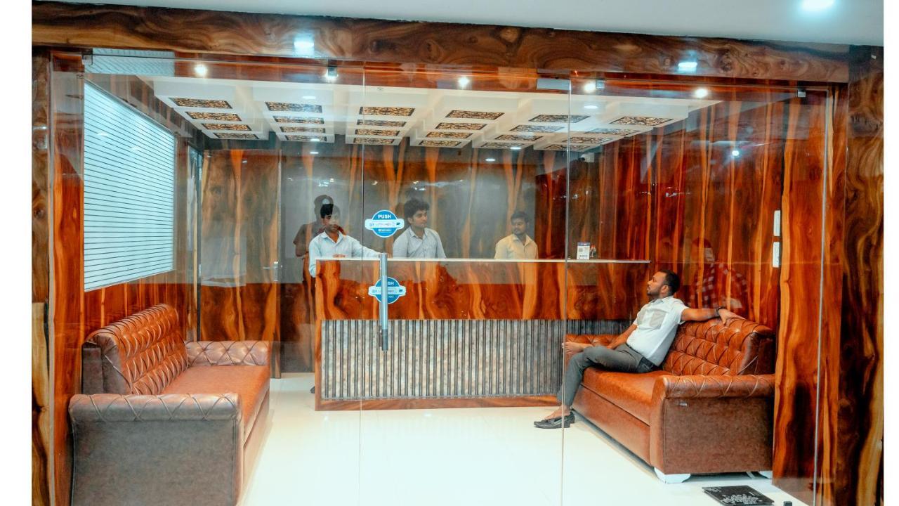 Hotel Dc Star Tarapith Esterno foto