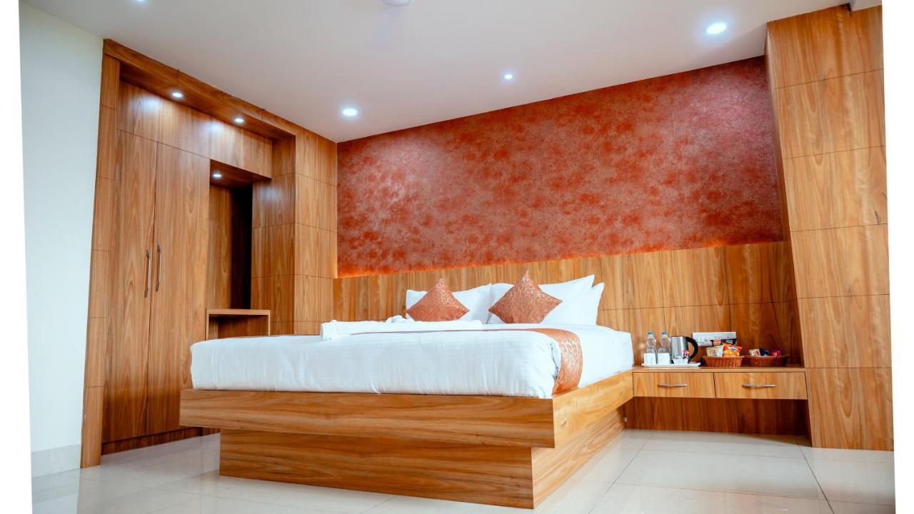 Hotel Dc Star Tarapith Esterno foto