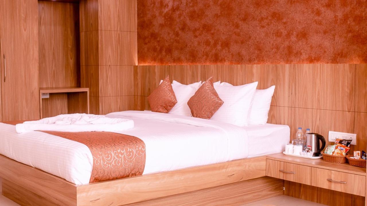 Hotel Dc Star Tarapith Esterno foto